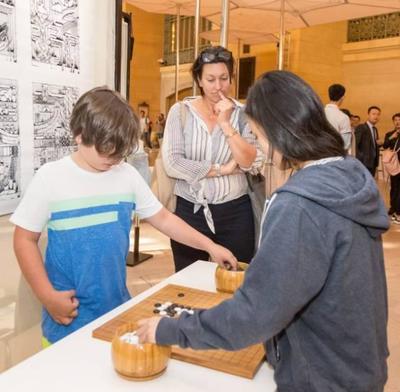 南京周 福中人文客廳上演南京特色文化秀，紐約城閃耀東方風(fēng)情